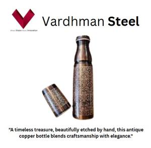 Bouteille en cuivre gravée antique de 330 g avec logo personnalisé, 1 L, la maîtrise artisanale exquise rencontre un design intemporel, thermos en cuivre texturé - Product Image 2