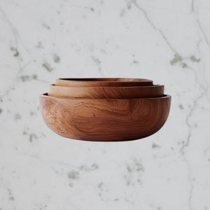 Venta al por mayor de cuencos de madera clásicos hechos a mano de Indonesia, aptos para lavavajillas desechables ecológicos en 3 tamaños - Product Image 3