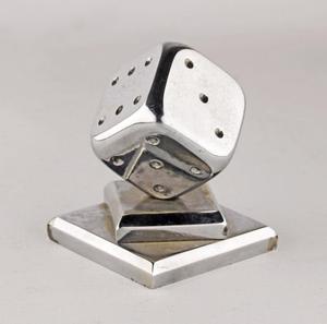 Prensapapeles Multifuncional Ecológico de Hierro en Forma de Estrella con Acabado Plateado, Ideal para Decoración de Mesa en el Hogar - Product Image 6