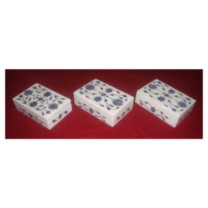 Boîte à bijoux rectangulaire en nacre bleue polie, idéale pour la décoration de la maison et les cadeaux d'affaires - Product Image 1