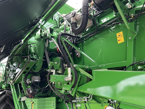 Moissonneuse-batteuse John Dear T670, moteur à haute puissance, roulement de moteur, fonctionnement automatique, surveillance à distance, économique, France - Product Image 6