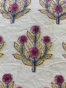 ผ้าฝ้ายพิมพ์ลายด้วยมือ ลายดอกบูตะ |   ผ้าทอศิลปะอินเดียสีงาช้าง - Product Image 3