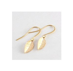 Pendiente de latón dorado con forma de gota de agua, pendientes creativos de diseño para mujer, pieza al por mayor a la venta - Product Image 6