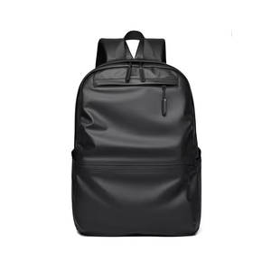 กระเป๋าเป้กีฬาคุณภาพสูง โพลีเอสเตอร์ ช่องเสียบ USB ปิดด้วยซิป น้ำหนักเบา กันน้ำ โครงภายนอก ความจุ 56-75 ลิตร ผลิตในประเทศปากีสถาน - Product Image 1