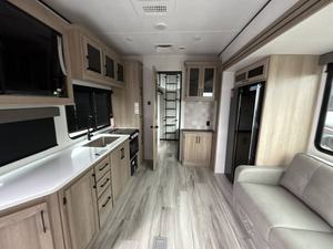 Nouveau K-e-y-s-t-o-n-e C-o-l-e-m-a-n L-e-g-a-c-y 3000LOFT 2026 prêt à la vente - Product Image 5