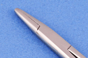 Porte-aiguilles MASSON-LUETHY 255 mm Manuel en acier inoxydable MayoMed Porte-aiguilles de suture Instruments chirurgicaux Certifié CE - Product Image 4