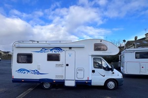 Autocaravana Elnagh Marlin 65D 2005 Usada, Camper Van RV Usada a Precio Accesible - Product Image 4