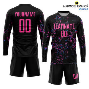 Maillot de football personnalisé noir, rose et bleu clair, respirant, à manches courtes, avec nom et numéros imprimés par sublimation - Product Image 4
