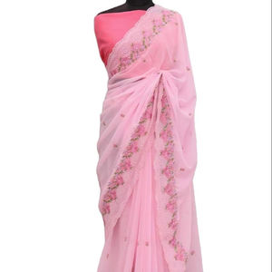 Sari en fausse fourrure pré-plissé décontracté inspiré de Bollywood, avec un design magnifique multicolore, des bordures fantaisie et un chemisier contrasté pour les fêtes - Product Image 1