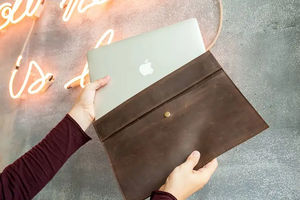 Customizable 13-Inch Macbook Leather Sleeve Eco-Friendly Foldable <b>Laptop</b> Bag Cover <b>with</b> Portable Zipper Closure - Product Image 4