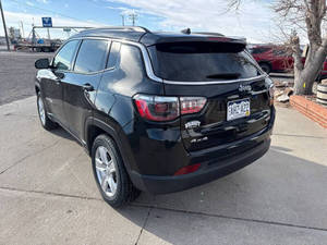 Voiture d'occasion abordable 2022 Jeep Compass Latitude LHD - Product Image 4