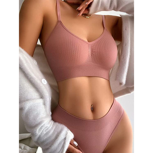 Ensemble deux pièces de soutien-gorge et culotte Sexy pour femmes, Logo personnalisé, ensemble de Lingerie de haute qualité pour femmes, soutien-gorge sans couture, ensemble de string OEM - Product Image 3