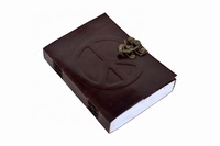 Journal de journal en cuir marron celtique Album photo Instagram avec papier fait main Paix de signe Planificateur de carnet de croquis de voyage