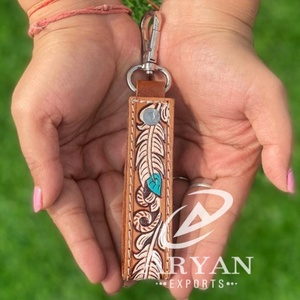 Llaveros de cuero tallados a mano con estilo, llaveros de cuero con estampado Floral en relieve, accesorios de cuero, llaveros bonitos - Product Image 1