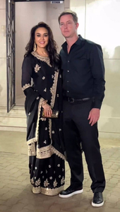 Recién llegado, diseño moderno, Faux Georgette, hilo pesado con bordado de secuencia y borde de encaje de cuatro lados, Top Palazzo y Dupatta - Product Image 2