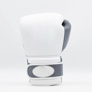 Venta al por mayor 10/12 OZ Personalizados Guantes de Boxeo Hecho en Pakistán Diseño de Logotipo Personalizado Equipo de Entrenamiento Guantes de Boxeo - Product Image 4