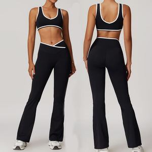 Ropa deportiva personalizada de alta calidad para mujer, conjunto de Yoga, venta al por mayor, ropa de gimnasio con decoración de encaje, pantalones cortos, longitud, logotipo en la cintura - Product Image 1