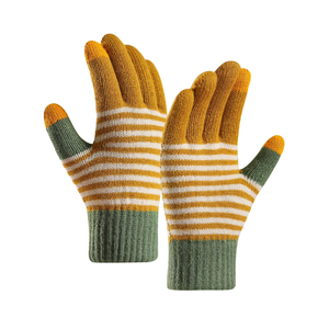 Fournisseur du Bangladesh Prix bas Dernier design Gants en laine d'hiver personnalisés à doigts entiers Tricotés rayés Chauds - Product Image 6