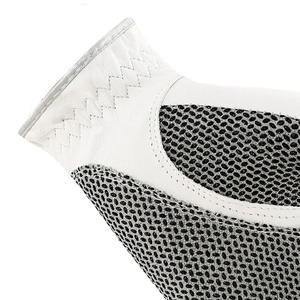 Gants de golf Cabretta/peau de mouton super doux et respirants pour les golfeuses professionnelles Produit simple et excellent - Product Image 1