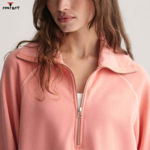 Logo personnalisé sweats respirants anti-rides de haute qualité pour femme sweats courts à fermeture éclair pour femme à vendre - Product Image 3