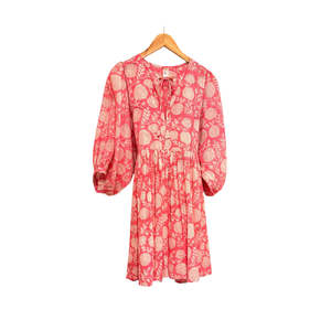 Robe midi en coton à fleurs roses pour femmes avec col carré et franges - Product Image 2
