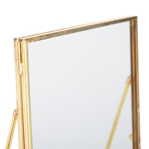 Designer Style Brass Metal <b>Photo</b> <b>Frame</b> with Polished <b>Gold</b> Finishing Suitable for Artistic Home and Studio Decoration - Product Image 3