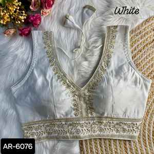 Chemisier à col en V profond de style Bollywood pour fête Georgette Saree Nouveau motif et chemisier traditionnel de style Dori - Product Image 6