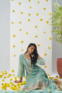 Lehenga Choli traditionnel de qualité supérieure, travail manuel, polyester léger, pour les événements culturels et les fêtes - Product Image 5