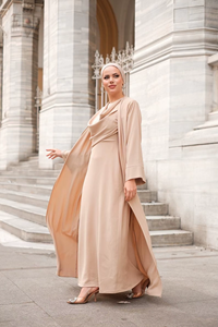 Vente en gros Abaya en satin de luxe personnalisée pour adultes petites femmes vêtements islamiques hauts manches à volants tailles XS XXL gratuites conçues pour - Product Image 6