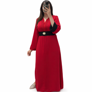 Vestido Kaftán Marroquí de Lujo y Estilo Modesto |   Ribete de Trenza Agad y Madeema Bordado a Mano en Crepé Rosa Premium + Cinturón a Juego Otoño - Product Image 2