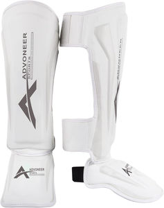 Espinilleras de protección de artes marciales MUAY THAI MMA para Kickboxing Espinilleras de cuero Premium - Product Image 2