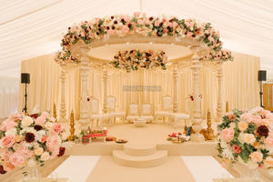 Encantador Mandap DE BODA tallado en madera, tamaño personalizado, Triple Pilar, conjunto de Mandapam barato, el mejor diseñador de decoración del Reino Unido, Australia, EE. UU. - Product Image 5