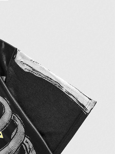 Camisa con estampado DTG personalizado para hombre, estampado duradero vibrante, tela de algodón suave, ropa de calle moderna creativa, top de moda - Product Image 3