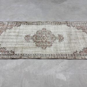 Tapis turc à accents orientaux 2,8x6,5 pi (85x198 cm), tapis gris vintage oriental - Product Image 4