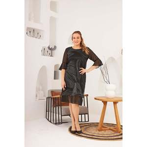 Vestido Midi Negro Elegante RMG para Tallas Grandes con Detalle de Tul en Mangas y Dobladillo, Estampado de Hojas, Tejido 100% Poliéster, Verano - Product Image 4