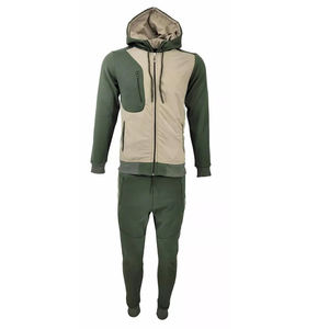 Ensemble de sweat à capuche avec impression de logo personnel comprenant un sweat à capuche et un jogging coupe ajustée idéal pour les sports d'entraînement et la mode de rue - Product Image 2