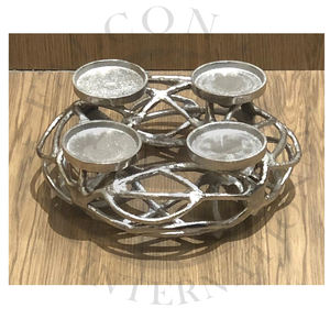 Couronnes de l'Avent de couleur dorée de la meilleure qualité avec bougeoir Idéal pour la décoration de Noël - Product Image 1