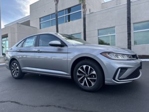 รถมือสองสภาพดี ปี 2025 โฟล์คสวาเกน เจ็ตต้า เอส วี4 1.5 ลิตร ขับเคลื่อนล้อหน้า - Product Image 2