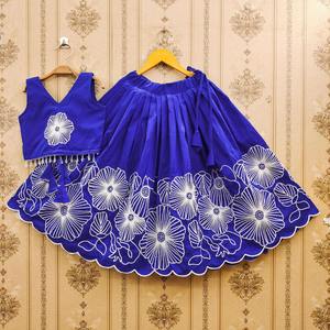 Conjunto de Lehenga Choli Indio de Alta Calidad para Niños, Completamente Cosido, Transpirable, Tradicional, Bordado, Traje Festivo para Bodas - Product Image 3