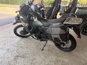 Meilleure Offre Moto Standard KLR650 2026 Neuve 652cc Aventure ABS - Prête à être expédiée - Product Image 5