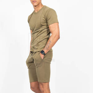 Venta al por mayor personalizado de los hombres de verano de dos piezas de algodón de manga corta Camiseta y conjuntos de pantalones cortos conjunto para los hombres OEM ODM logotipo personalizado de dos piezas traje - Product Image 1