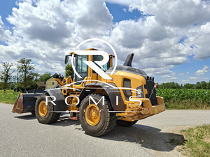 Caricatore a Ruote VOLVO L90H 2016 con Capacità di Carico Nominale di 200 Tonnellate - Product Image 3