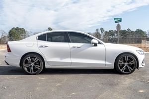 VOLVO S60 T6 AWD INSCRIPTION 2020 D'OCCASION CÔTÉ GAUCHE/DROIT - Product Image 4