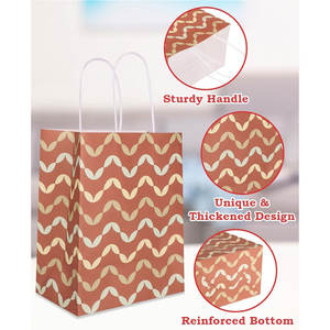 Sacs de Noël Goodie Bundle Sacs en papier kraft moyens pour cadeaux, bonbons et friandises Wave 100% Sacs en papier recyclables - Product Image 3