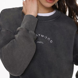 Sudaderas cortas para mujer superventas del mejor proveedor Ropa de calle cómoda con logotipo frontal personalizado Hecho en Pakistán para el invierno - Product Image 5
