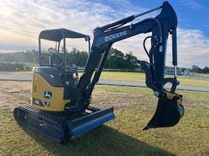 รถขุดขนาดเล็กคุณภาพพรีเมียม Johnn Deerre26P 16 แรงม้า เครื่องยนต์ดีเซล ปั๊มเกียร์ คูโบต้า/เจซีบี ซื้อขายส่ง - Product Image 3