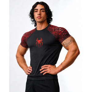 เสื้อยืดรัดรูปแขนสั้นสีแดงล้วนสำหรับผู้ชาย เหมาะสำหรับออกกำลังกาย วิ่ง ผลิตจากโพลีเอไมด์ 72% โพลีเอสเตอร์ 21% และอีลาสเทน 7% แบบสวมใส่ - Product Image 3