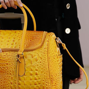 Bolso Unisex personalizable de gran capacidad con cierre de cremallera de moda de PVC genuino de alta calidad - Product Image 2