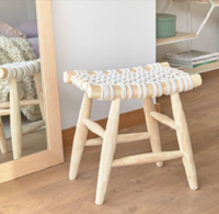 Pouf ottoman en macramé moderne de luxe, pieds en bois blanc, écologique, léger, durable, salon, chambre, jardin
