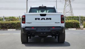 2023 DODGE RAM TRX33 usado con asientos de cuero de dirección izquierda - Product Image 5